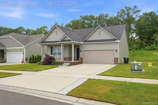 171 Coppice Way, White Lake Charter Township, MI 48386