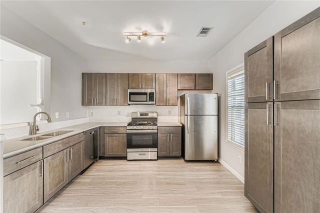 1310 Kilmington Court, Alpharetta, GA 30009