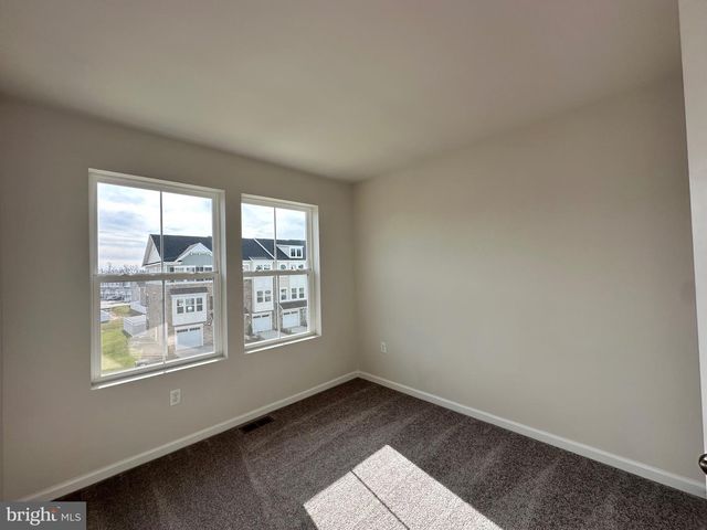 10984 BARNARD PL, White Plains, MD 20695