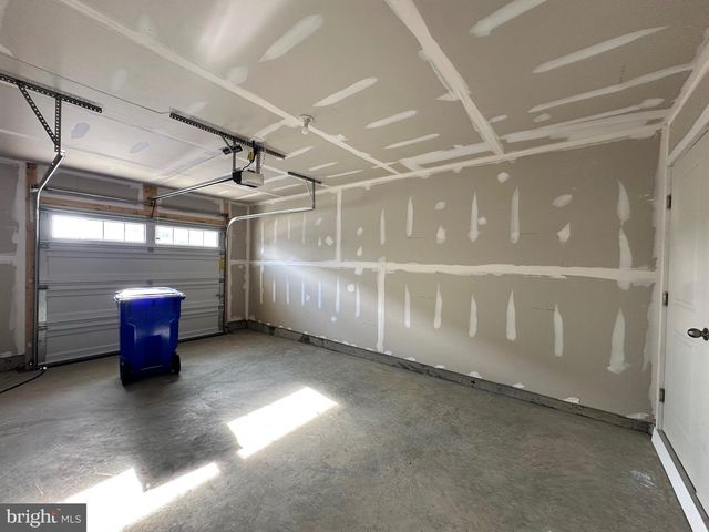 10984 BARNARD PL, White Plains, MD 20695