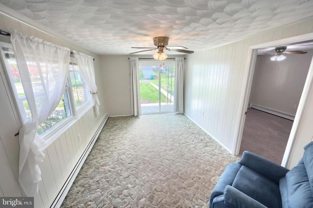 1000 W ELM AVE, Hanover, PA 17331