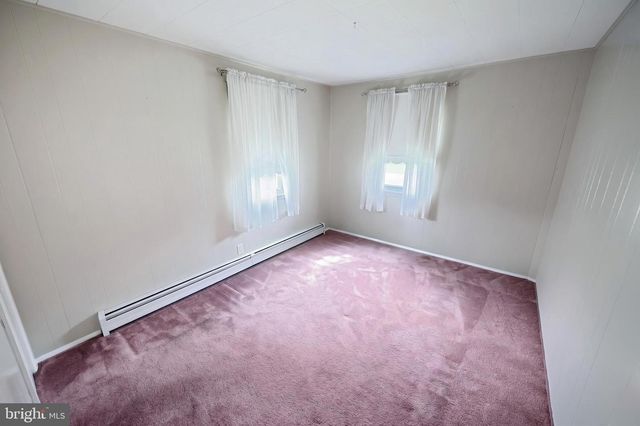 1000 W ELM AVE, Hanover, PA 17331