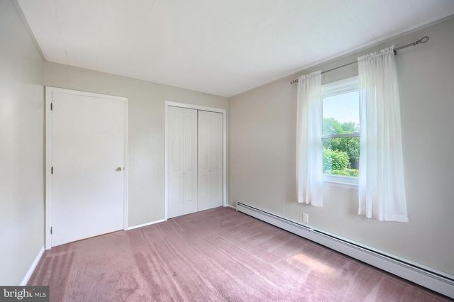 1000 W ELM AVE, Hanover, PA 17331