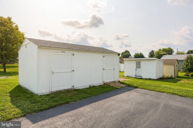 1000 W ELM AVE, Hanover, PA 17331