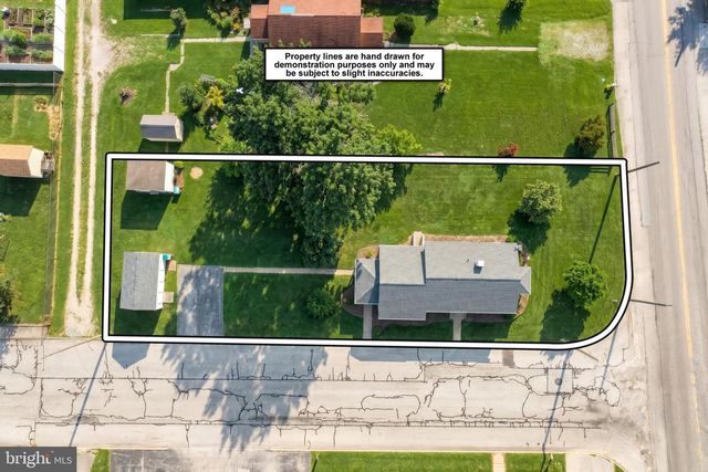 1000 W ELM AVE, Hanover, PA 17331