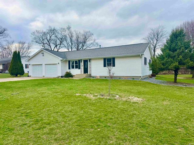 2016 Felix Place, Plymouth, IN 46563