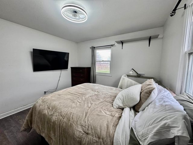 2016 Felix Place, Plymouth, IN 46563