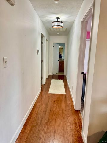 2016 Felix Place, Plymouth, IN 46563