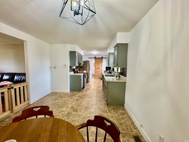 2016 Felix Place, Plymouth, IN 46563