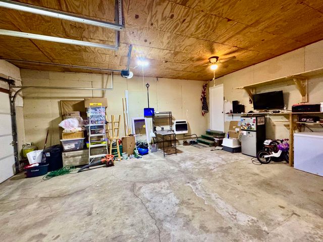 2016 Felix Place, Plymouth, IN 46563