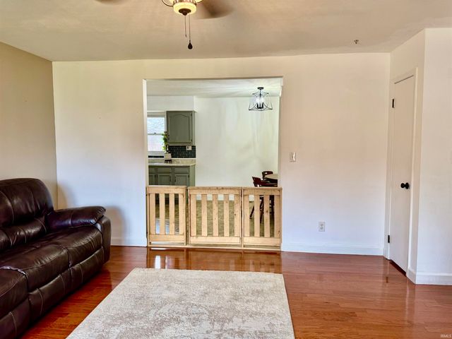 2016 Felix Place, Plymouth, IN 46563