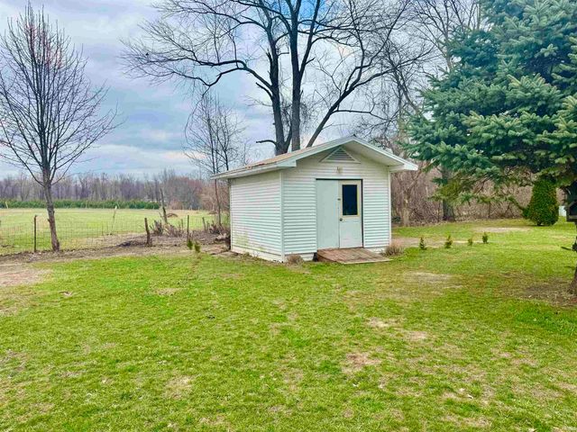 2016 Felix Place, Plymouth, IN 46563