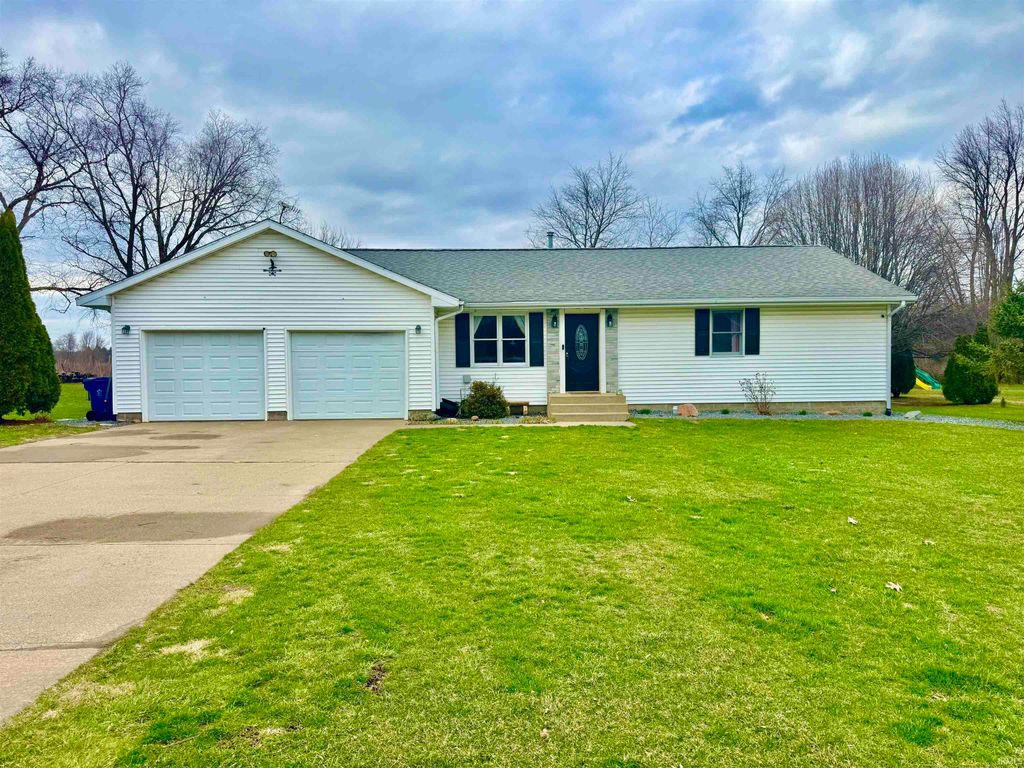 2016 Felix Place, Plymouth, IN 46563