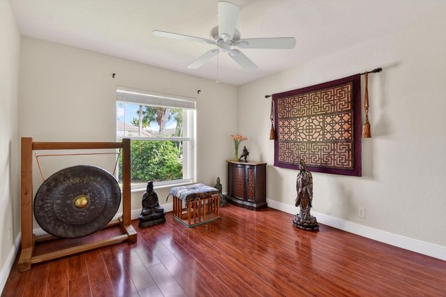 216 Cypress Trace, Royal Palm Beach, FL 33411