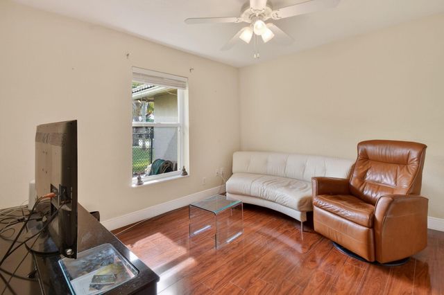 216 Cypress Trace, Royal Palm Beach, FL 33411