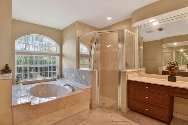 216 Cypress Trace, Royal Palm Beach, FL 33411