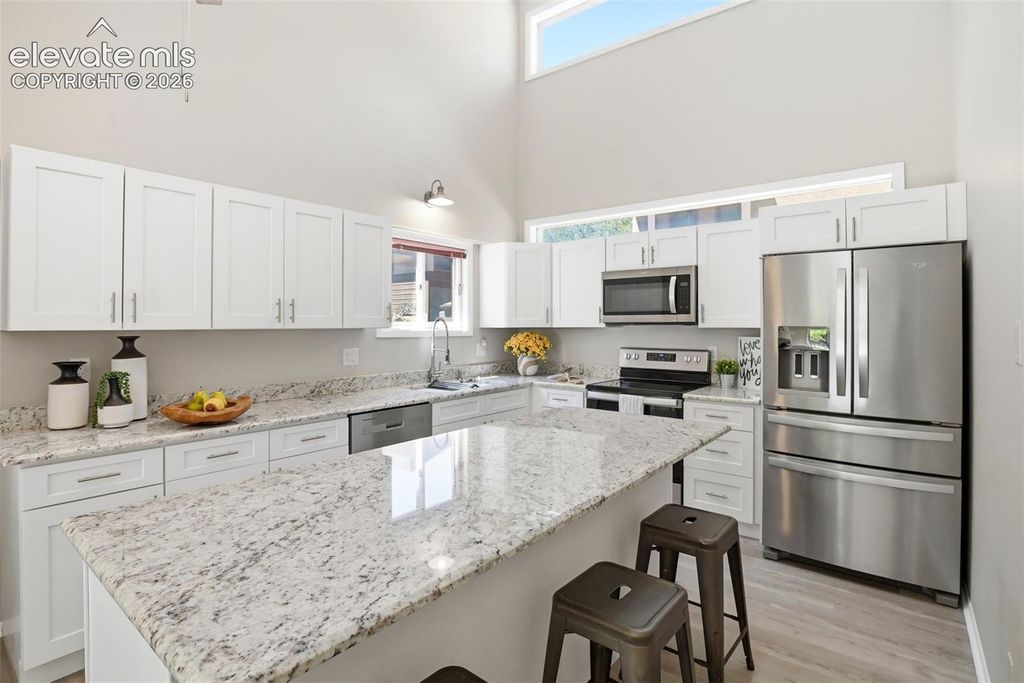 806 Pebblewood Drive, Colorado Springs, CO 80919 — photo 5