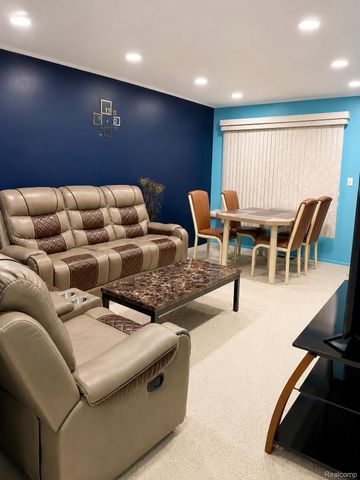 8401 18 Mile Road 94, Sterling Heights, MI 48313