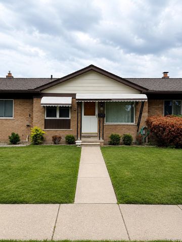 8401 18 Mile Road 94, Sterling Heights, MI 48313