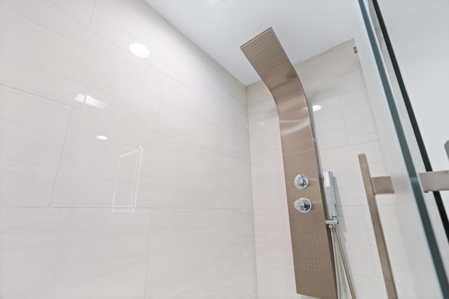 3580 S Ocean Boulevard 8b, South Palm Beach, FL 33480