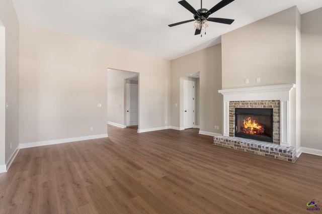 211 Farmland Circle, Perry, GA 31069