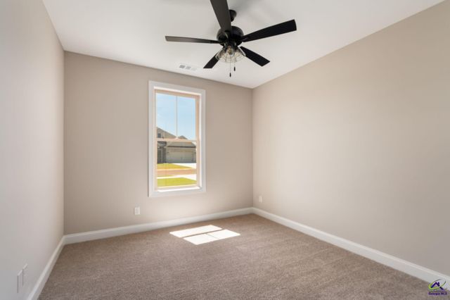 211 Farmland Circle, Perry, GA 31069