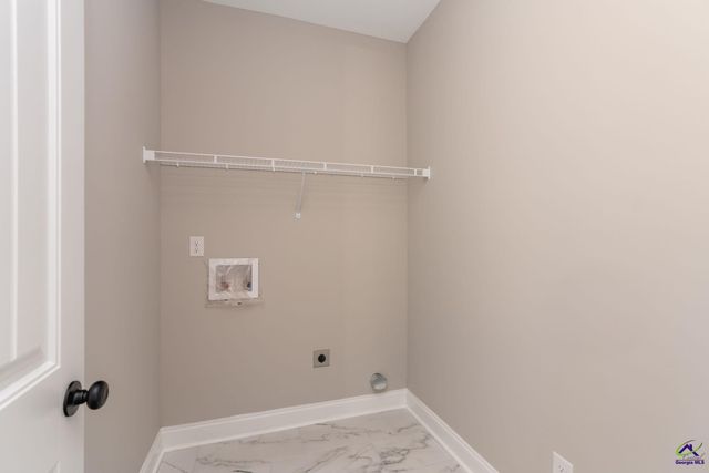 211 Farmland Circle, Perry, GA 31069