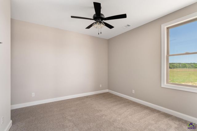211 Farmland Circle, Perry, GA 31069