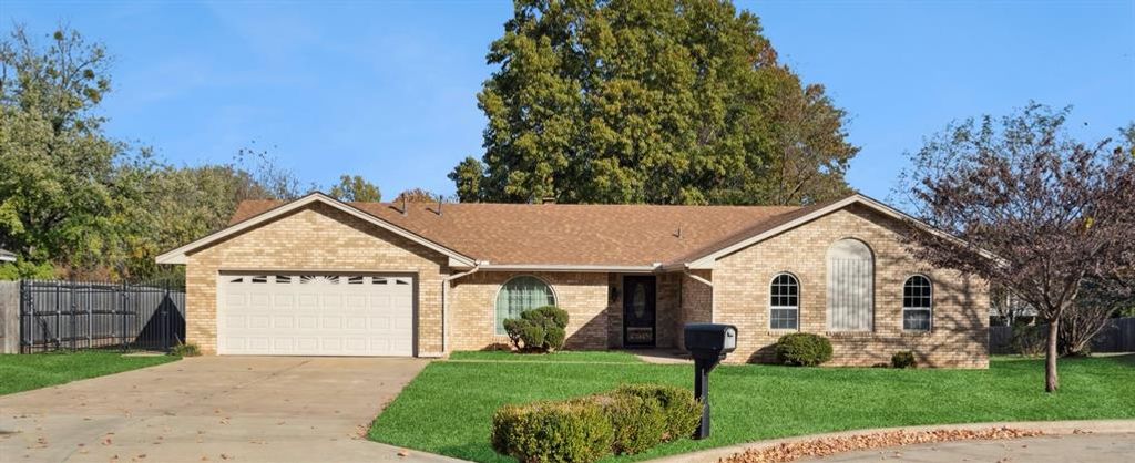 17 Beckley Street, Shawnee, OK 74804