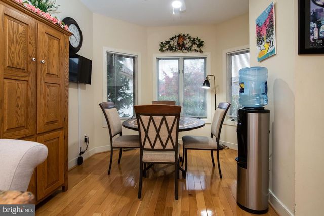 336 OVERLOOK LN, Conshohocken, PA 19428