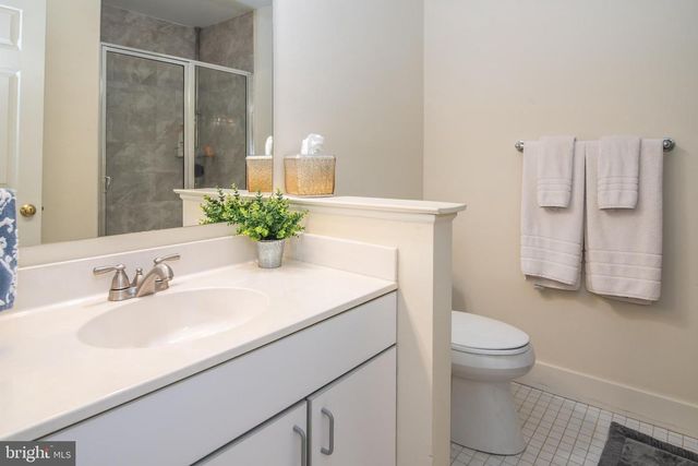 336 OVERLOOK LN, Conshohocken, PA 19428