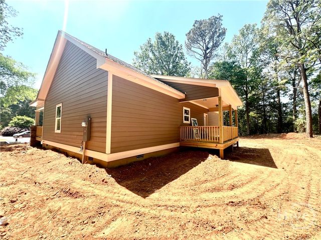 364 Live Oak Lane, Comer, GA 30629