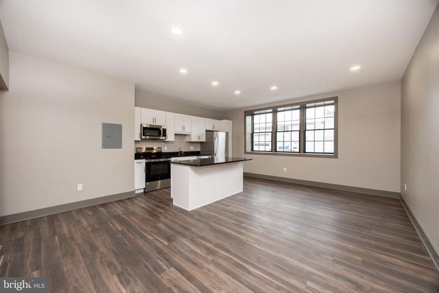 122 PENN AVE, Telford, PA 18969