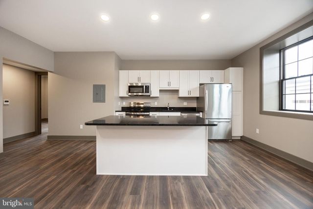 122 PENN AVE, Telford, PA 18969