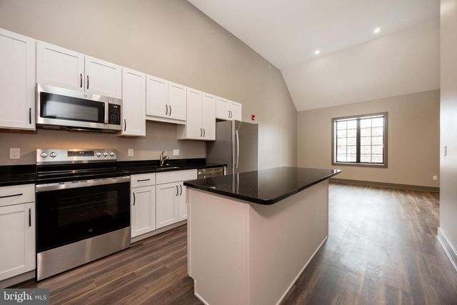 122 PENN AVE, Telford, PA 18969