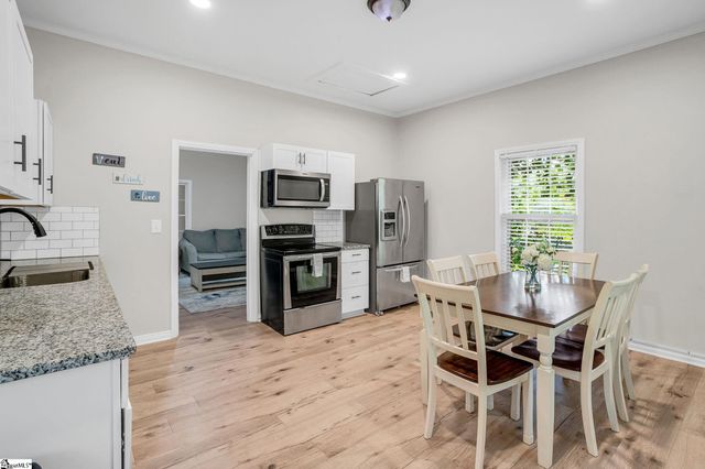 53 Bagwell Circle, Greenville, SC 29605