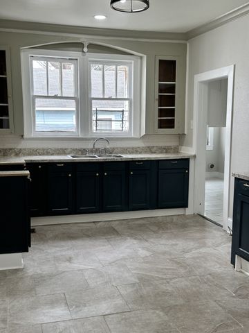 337 Jefferson Street, Mansfield, LA 71052