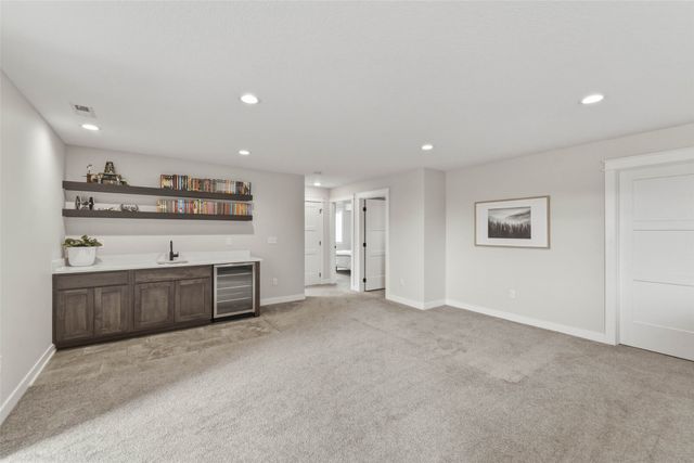 5813 McFarland Avenue, Ames, IA 50010