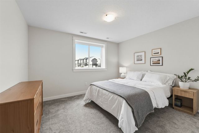 5813 McFarland Avenue, Ames, IA 50010