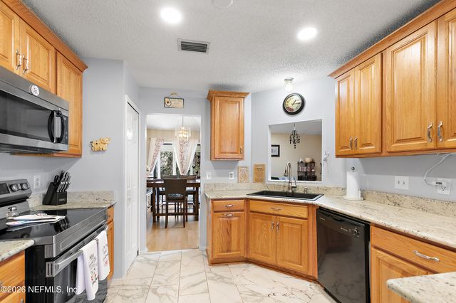 1249 BEE Street N, Orange Park, FL 32065