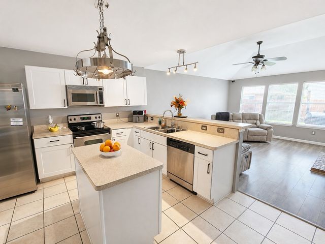 2002 Fairview Drive, Forney, TX 75126