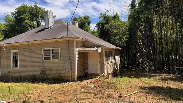 396 Kingston Street, Spartanburg, SC 29303