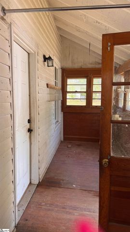 396 Kingston Street, Spartanburg, SC 29303