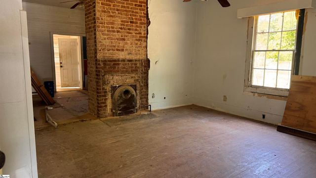 396 Kingston Street, Spartanburg, SC 29303