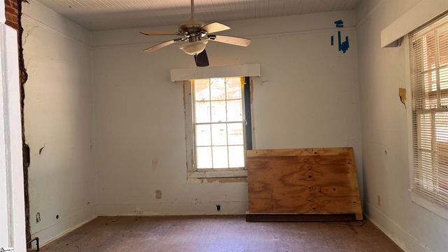 396 Kingston Street, Spartanburg, SC 29303