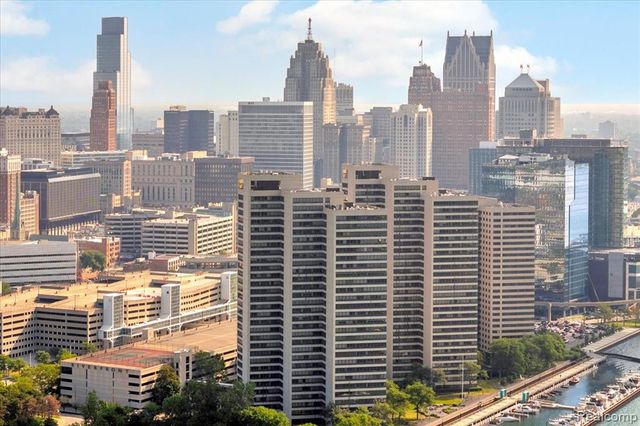 1001 W Jefferson Avenue 13B, Detroit, MI 48226