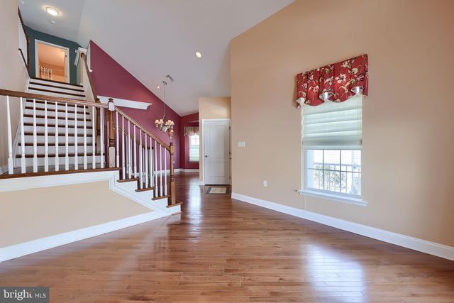 1805 CONEWAGO LN, Lancaster, PA 17601