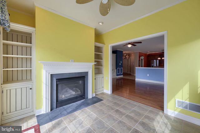 1805 CONEWAGO LN, Lancaster, PA 17601