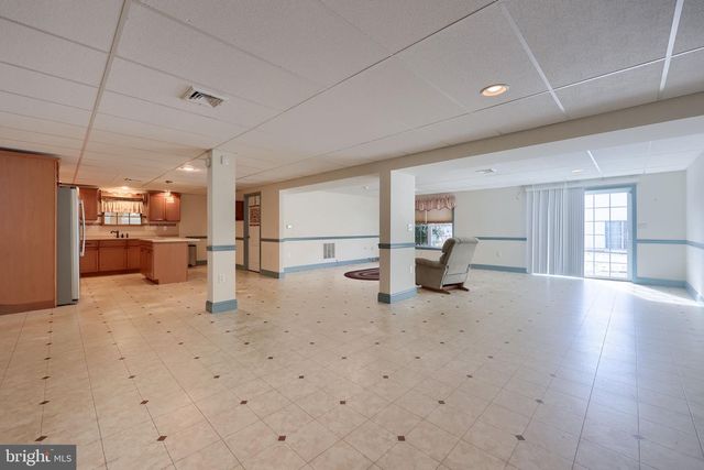 1805 CONEWAGO LN, Lancaster, PA 17601