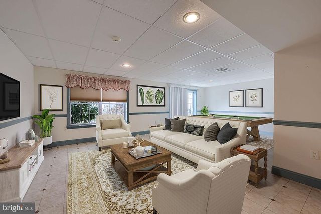 1805 CONEWAGO LN, Lancaster, PA 17601